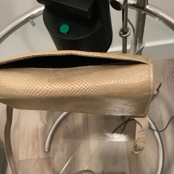 SALVATORE FERRAGAMO handbag, bag, purse - Picture 6 of 8